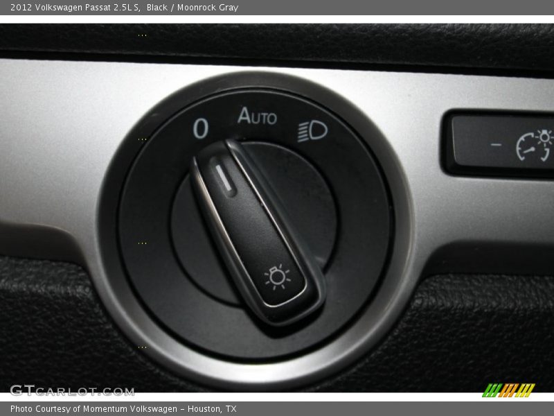 Black / Moonrock Gray 2012 Volkswagen Passat 2.5L S