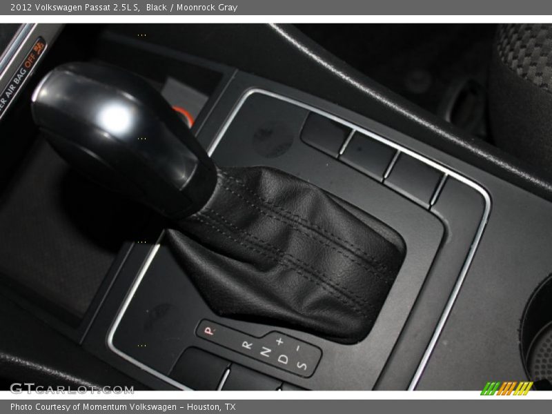 Black / Moonrock Gray 2012 Volkswagen Passat 2.5L S