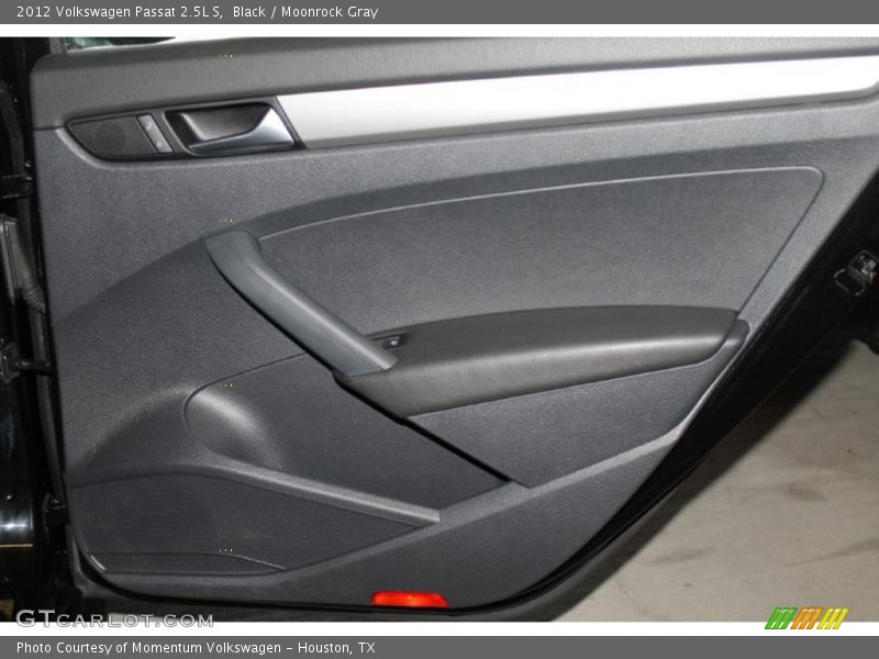 Black / Moonrock Gray 2012 Volkswagen Passat 2.5L S