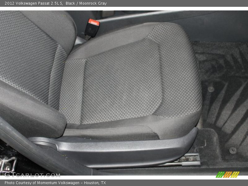 Black / Moonrock Gray 2012 Volkswagen Passat 2.5L S
