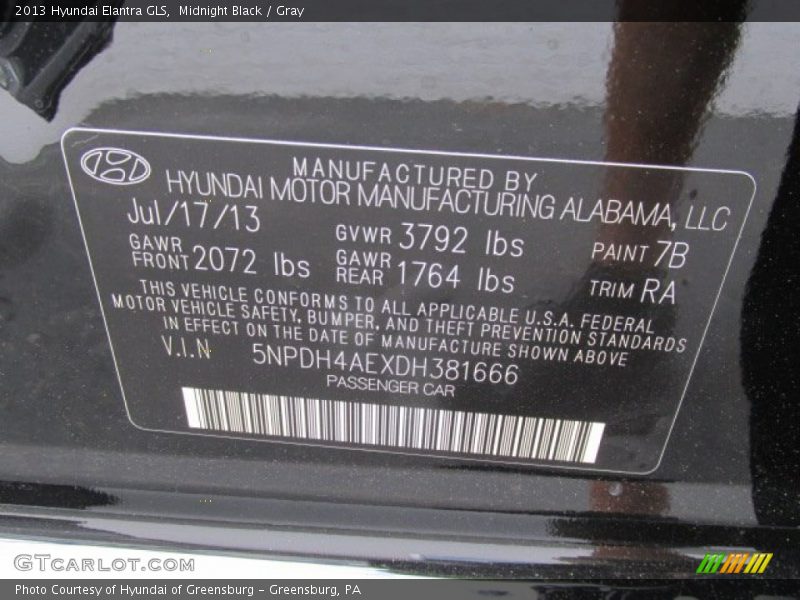 Midnight Black / Gray 2013 Hyundai Elantra GLS