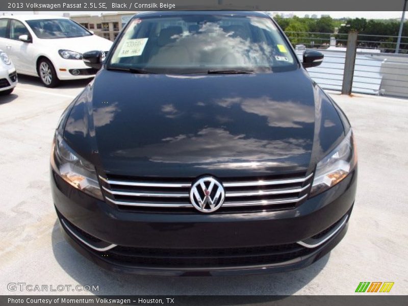 Black / Cornsilk Beige 2013 Volkswagen Passat 2.5L SE