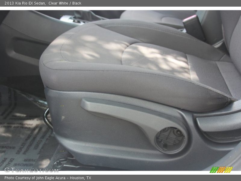 Clear White / Black 2013 Kia Rio EX Sedan