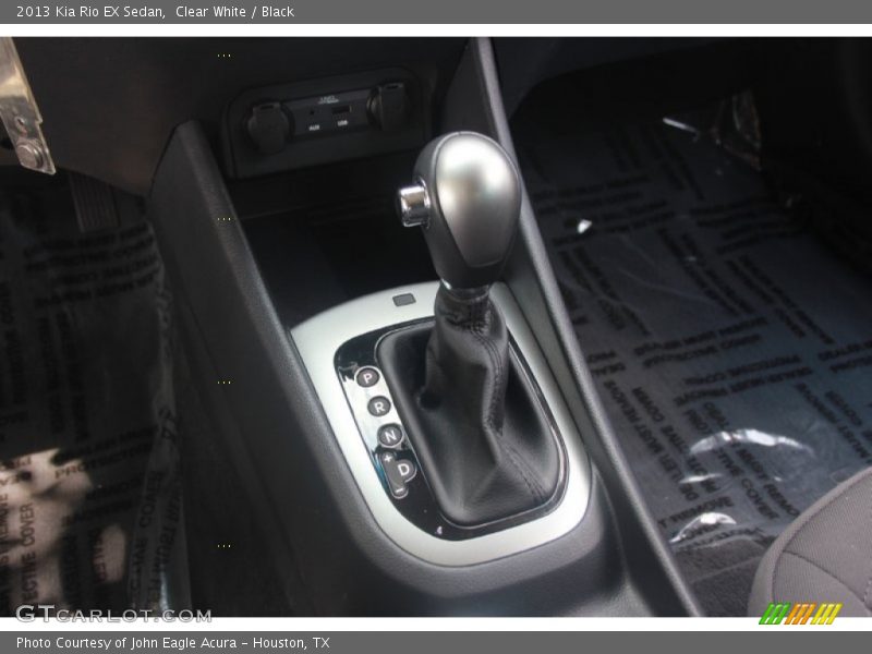 Clear White / Black 2013 Kia Rio EX Sedan