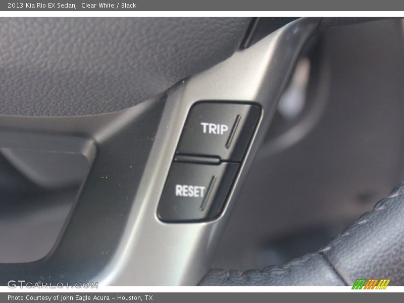 Clear White / Black 2013 Kia Rio EX Sedan
