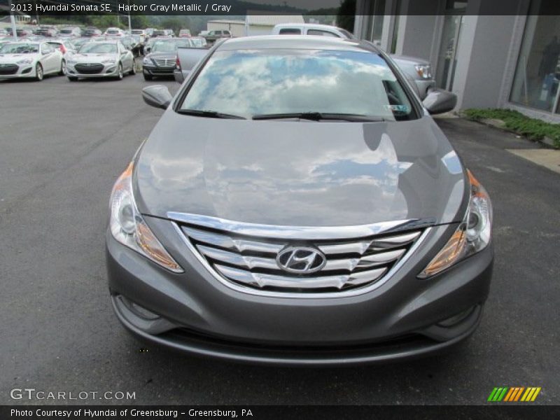 Harbor Gray Metallic / Gray 2013 Hyundai Sonata SE