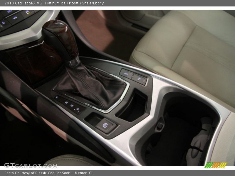 Platinum Ice Tricoat / Shale/Ebony 2010 Cadillac SRX V6