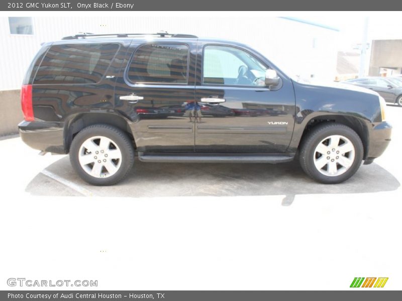 Onyx Black / Ebony 2012 GMC Yukon SLT