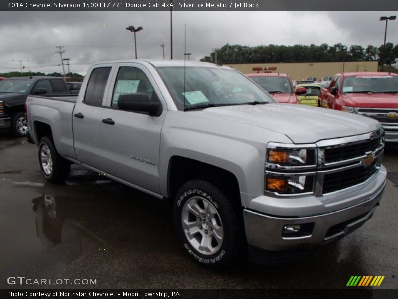 Front 3/4 View of 2014 Silverado 1500 LTZ Z71 Double Cab 4x4