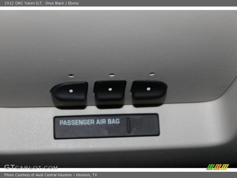 Onyx Black / Ebony 2012 GMC Yukon SLT