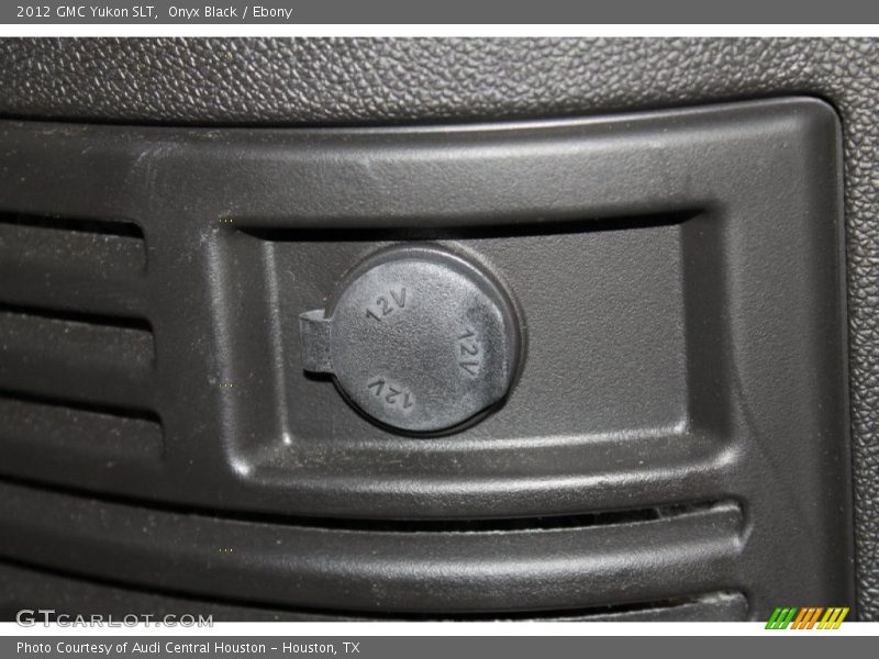 Onyx Black / Ebony 2012 GMC Yukon SLT