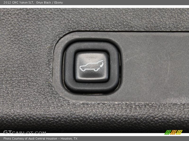 Onyx Black / Ebony 2012 GMC Yukon SLT