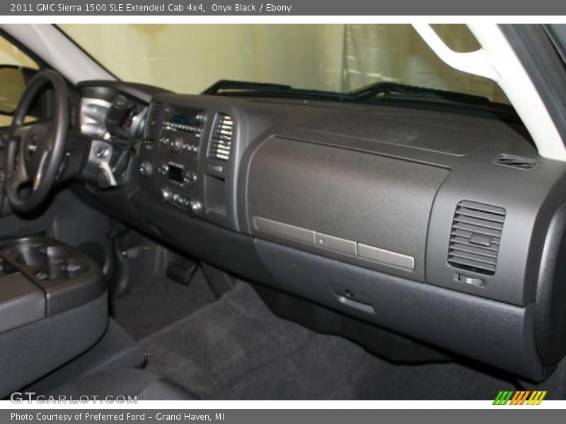 Onyx Black / Ebony 2011 GMC Sierra 1500 SLE Extended Cab 4x4