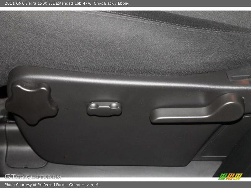 Onyx Black / Ebony 2011 GMC Sierra 1500 SLE Extended Cab 4x4
