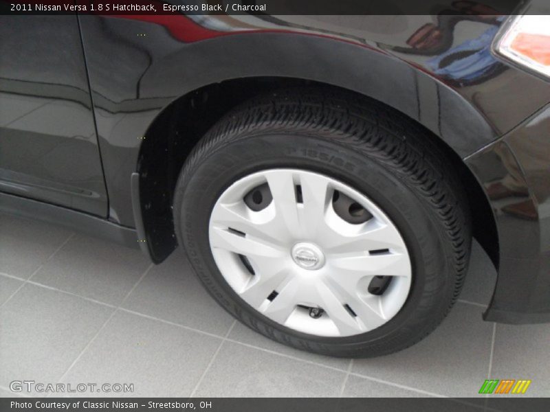 Espresso Black / Charcoal 2011 Nissan Versa 1.8 S Hatchback