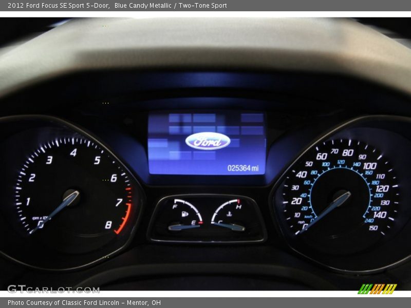 Blue Candy Metallic / Two-Tone Sport 2012 Ford Focus SE Sport 5-Door