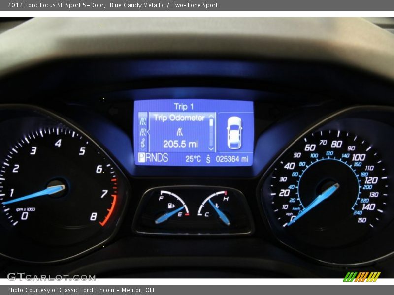 Blue Candy Metallic / Two-Tone Sport 2012 Ford Focus SE Sport 5-Door
