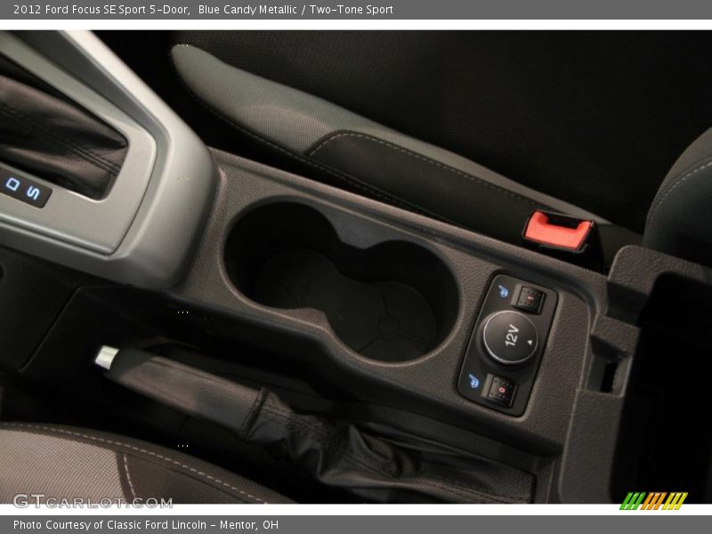 Blue Candy Metallic / Two-Tone Sport 2012 Ford Focus SE Sport 5-Door