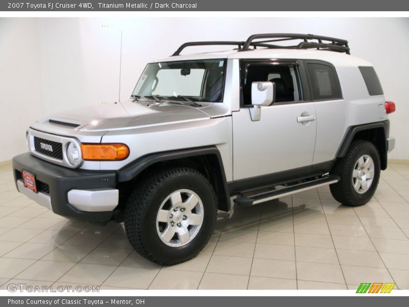 Titanium Metallic / Dark Charcoal 2007 Toyota FJ Cruiser 4WD