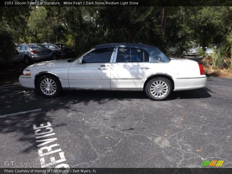 White Pearl / Dark Stone/Medium Light Stone 2003 Lincoln Town Car Signature