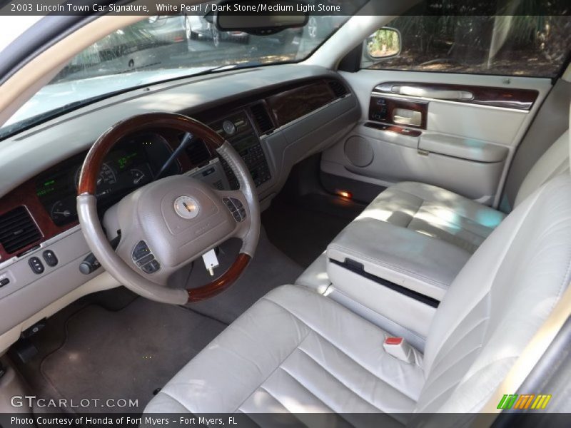 White Pearl / Dark Stone/Medium Light Stone 2003 Lincoln Town Car Signature