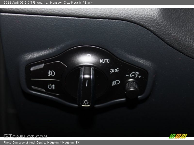Monsoon Gray Metallic / Black 2012 Audi Q5 2.0 TFSI quattro