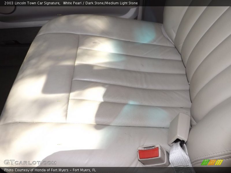 White Pearl / Dark Stone/Medium Light Stone 2003 Lincoln Town Car Signature