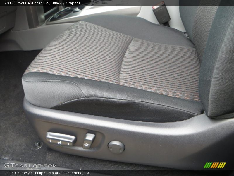Black / Graphite 2013 Toyota 4Runner SR5