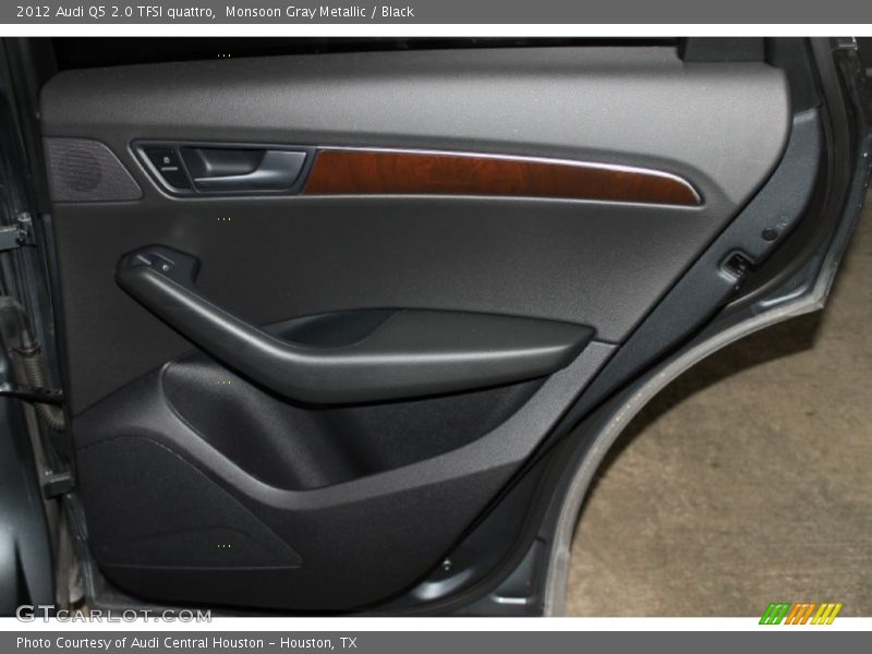 Monsoon Gray Metallic / Black 2012 Audi Q5 2.0 TFSI quattro
