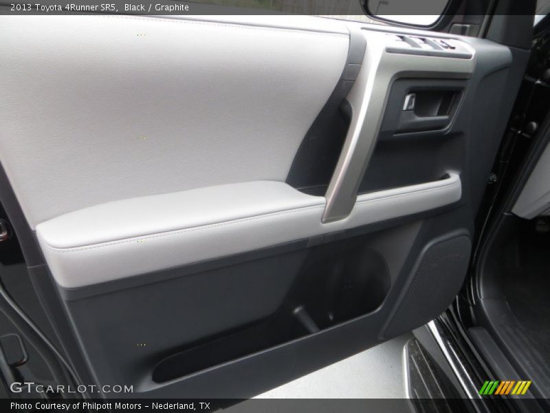 Black / Graphite 2013 Toyota 4Runner SR5