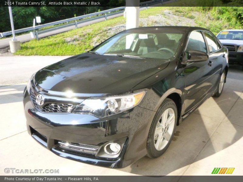 Attitude Black Metallic / Black 2014 Toyota Camry SE