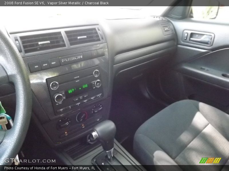 Vapor Silver Metallic / Charcoal Black 2008 Ford Fusion SE V6