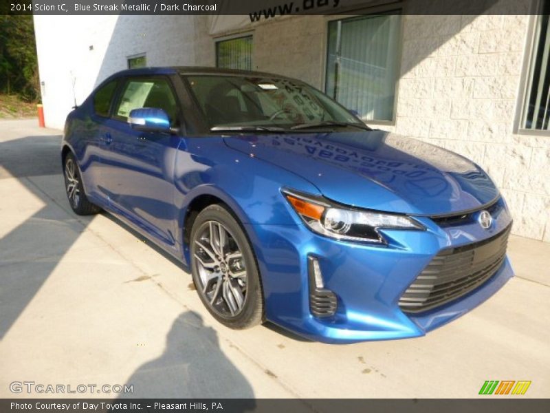 Front 3/4 View of 2014 tC 