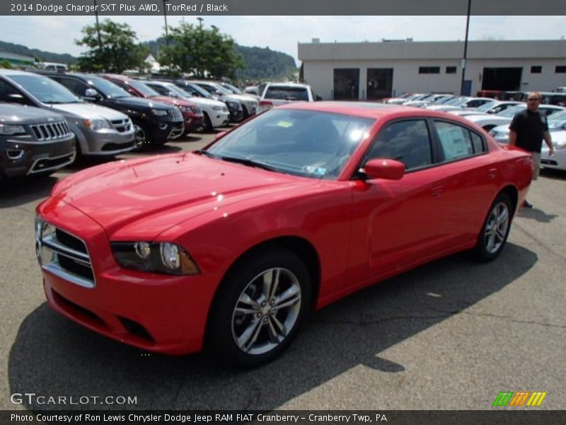 Front 3/4 View of 2014 Charger SXT Plus AWD