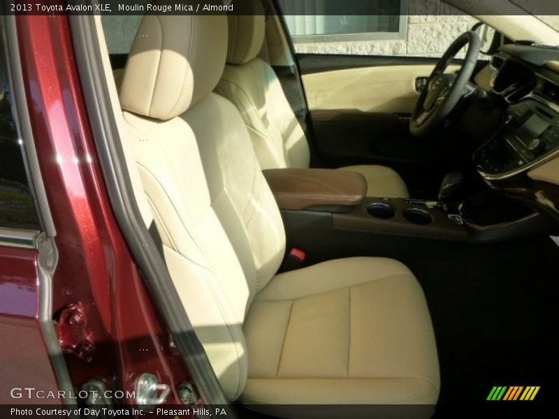 Moulin Rouge Mica / Almond 2013 Toyota Avalon XLE