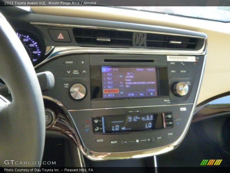 Moulin Rouge Mica / Almond 2013 Toyota Avalon XLE