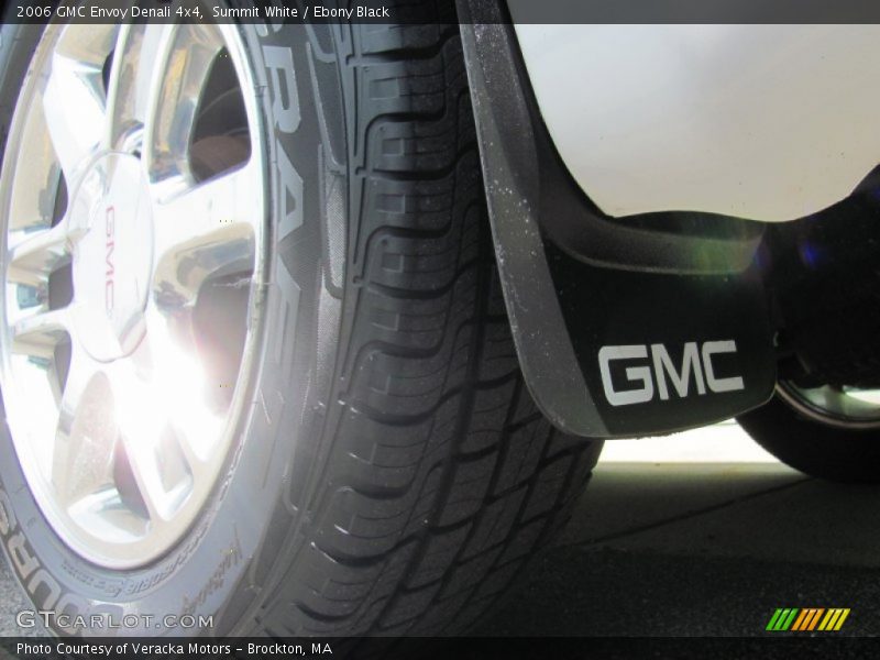 Summit White / Ebony Black 2006 GMC Envoy Denali 4x4