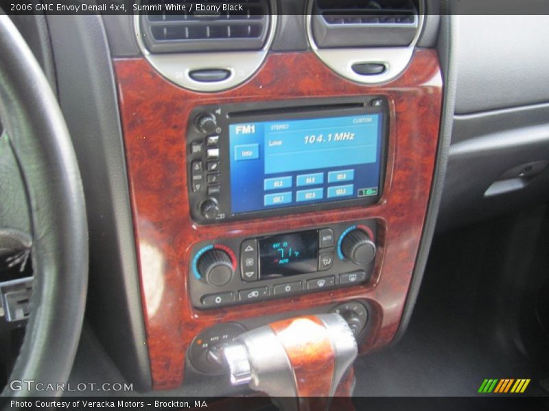 Summit White / Ebony Black 2006 GMC Envoy Denali 4x4