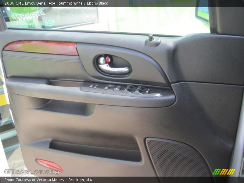 Summit White / Ebony Black 2006 GMC Envoy Denali 4x4