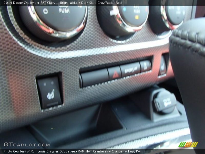 Bright White / Dark Slate Gray/Radar Red 2014 Dodge Challenger R/T Classic