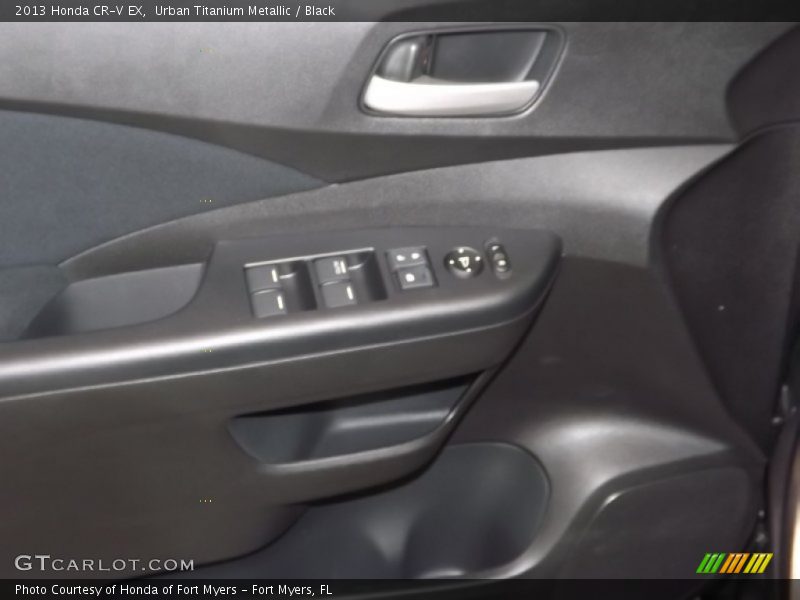 Urban Titanium Metallic / Black 2013 Honda CR-V EX