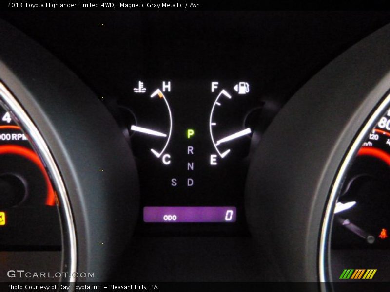 Magnetic Gray Metallic / Ash 2013 Toyota Highlander Limited 4WD