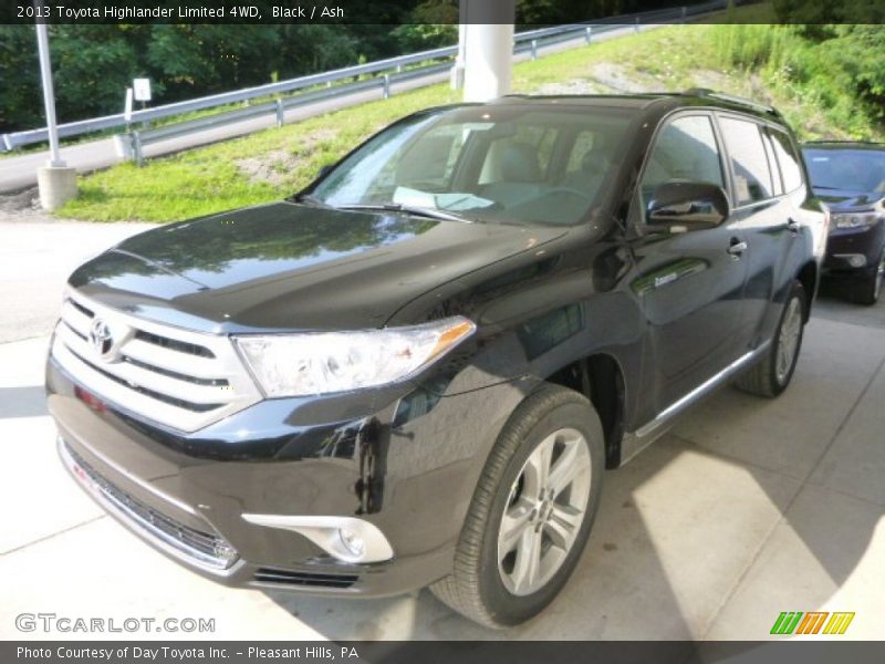 Black / Ash 2013 Toyota Highlander Limited 4WD