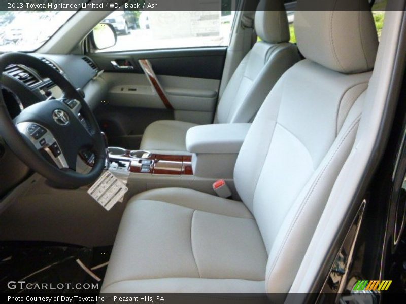 Black / Ash 2013 Toyota Highlander Limited 4WD