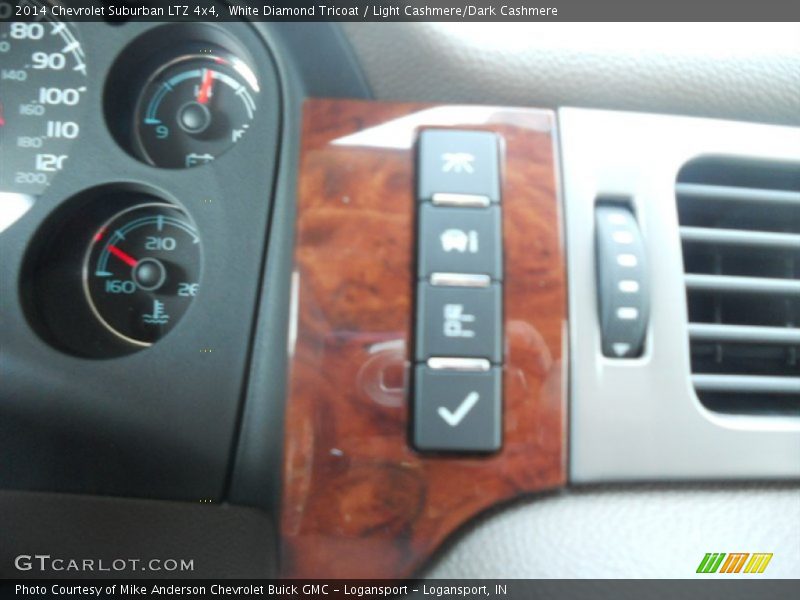 White Diamond Tricoat / Light Cashmere/Dark Cashmere 2014 Chevrolet Suburban LTZ 4x4