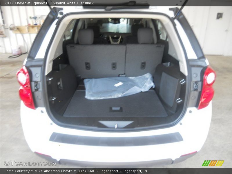 Summit White / Jet Black 2013 Chevrolet Equinox LS