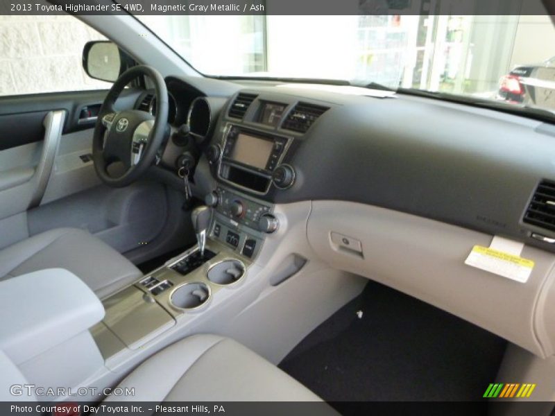 Magnetic Gray Metallic / Ash 2013 Toyota Highlander SE 4WD