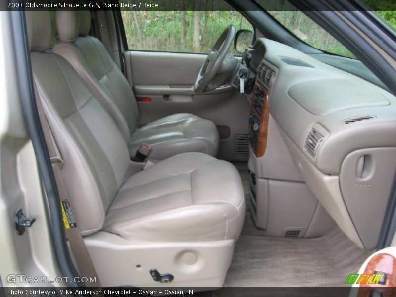 Sand Beige / Beige 2003 Oldsmobile Silhouette GLS
