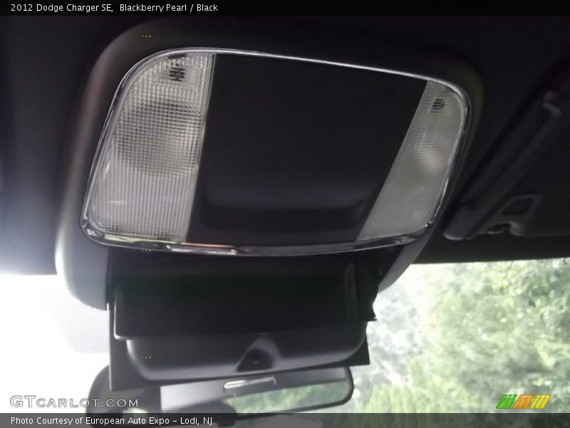 Blackberry Pearl / Black 2012 Dodge Charger SE