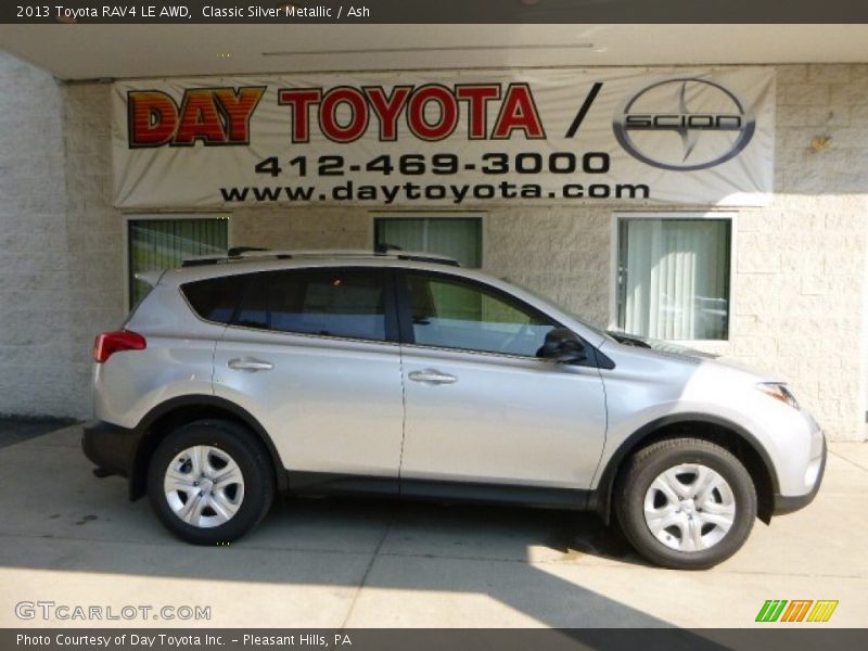 Classic Silver Metallic / Ash 2013 Toyota RAV4 LE AWD